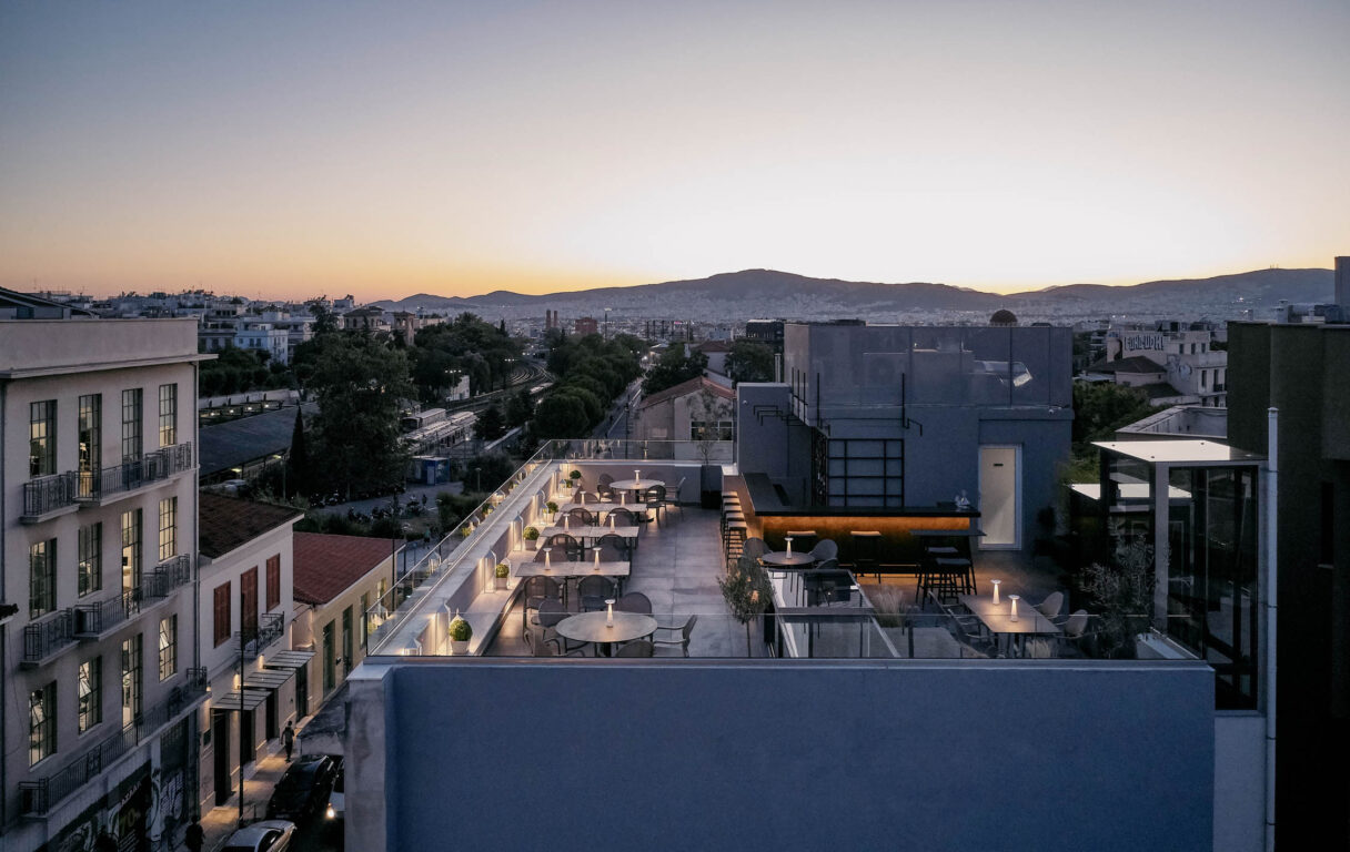 Mira Me Athens