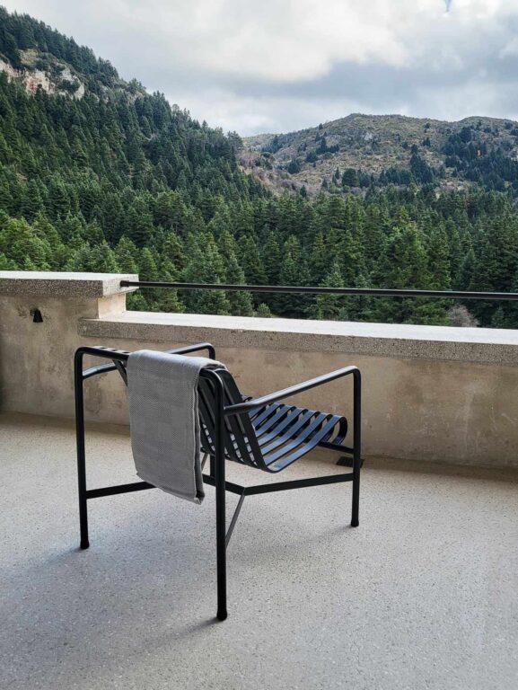 Winter luxury hotel in Greece with mountain view