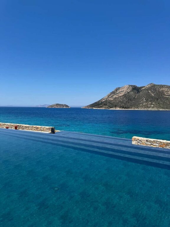 AMORGINA hotel infinity pool overlooking Nikouria bay, Amorgos
