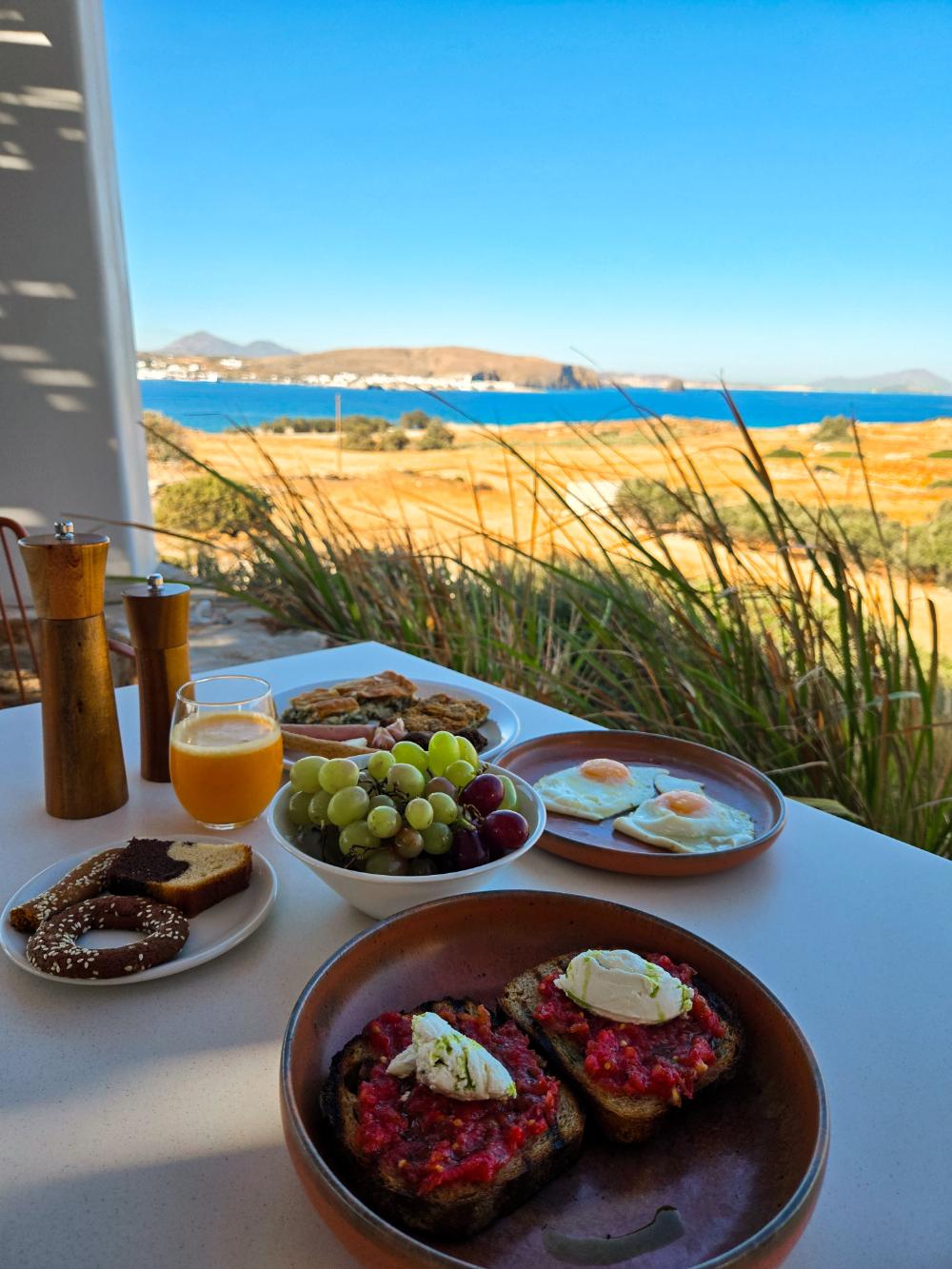 ESPERA KIMOLOS BY THEHOTELTROTTER (72)